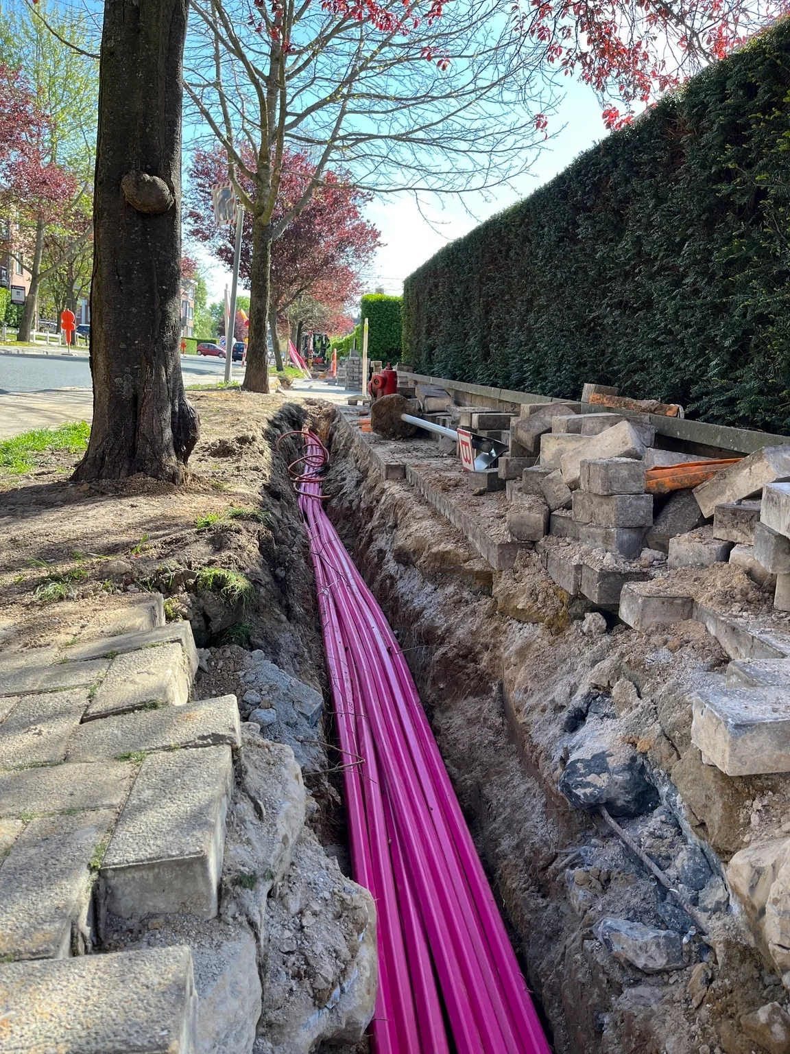 Dans votre rue, la fibre est déployée en souterrain